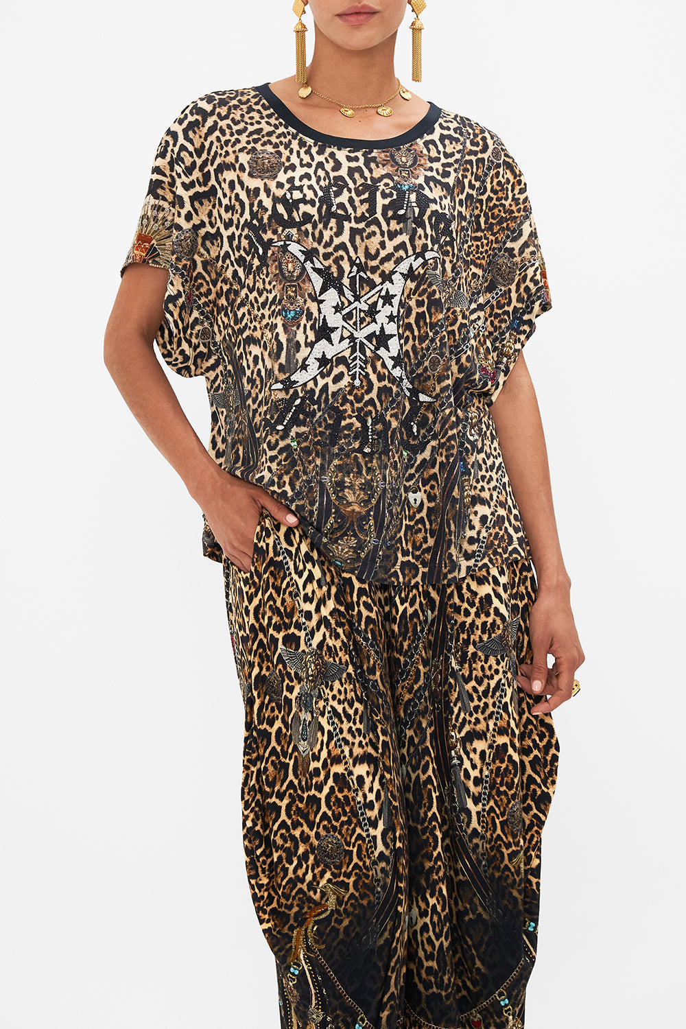 CAMILLA leopard t-shirt with dropped armhole in Amsterglam print.