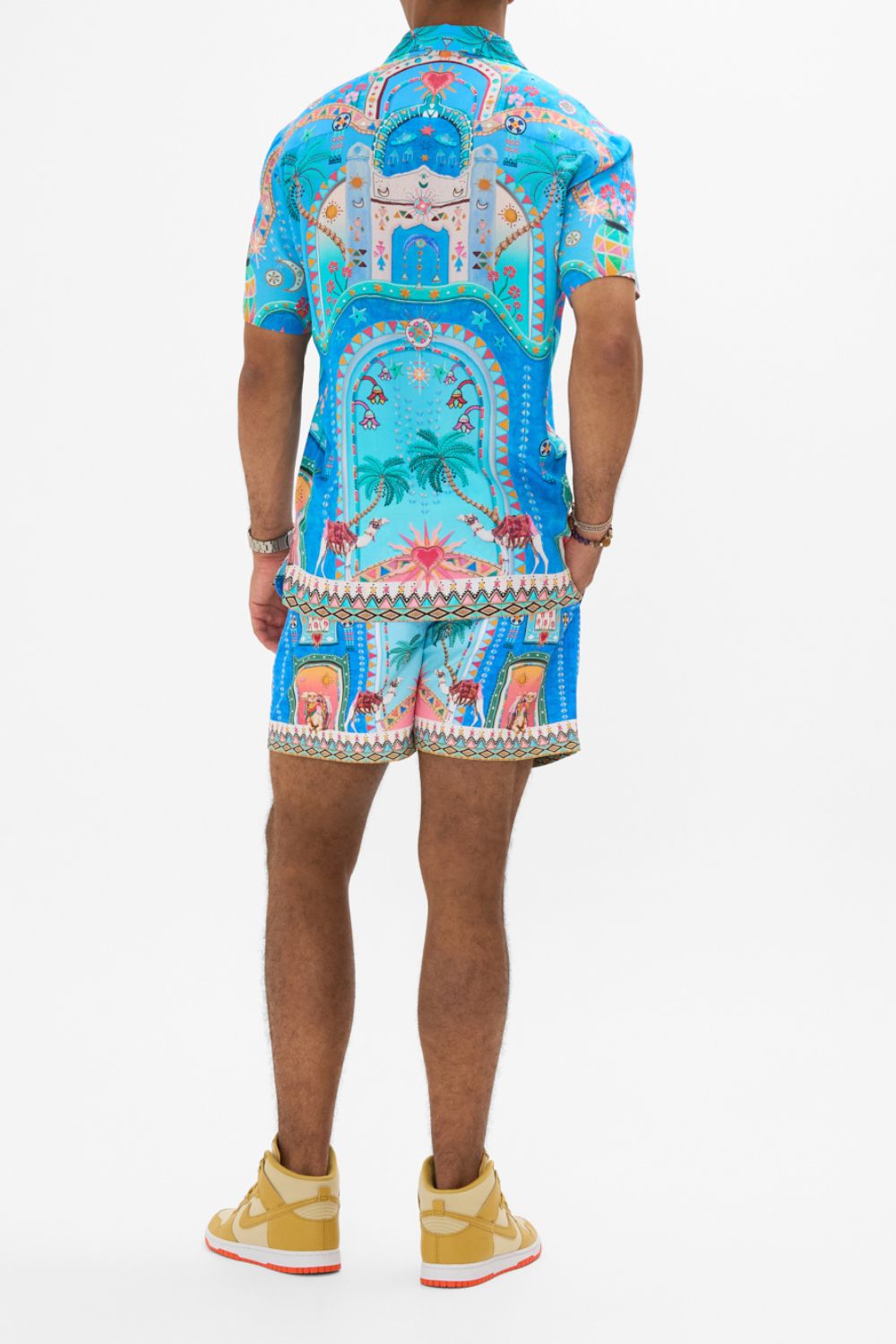 SHORT SLEEVE CAMP COLLARED SHIRT A PAINTED VILLAGE