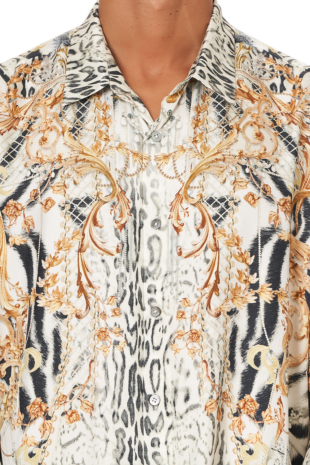 COLLARED LONG SLEEVE SHIRT GATES OF GLORY