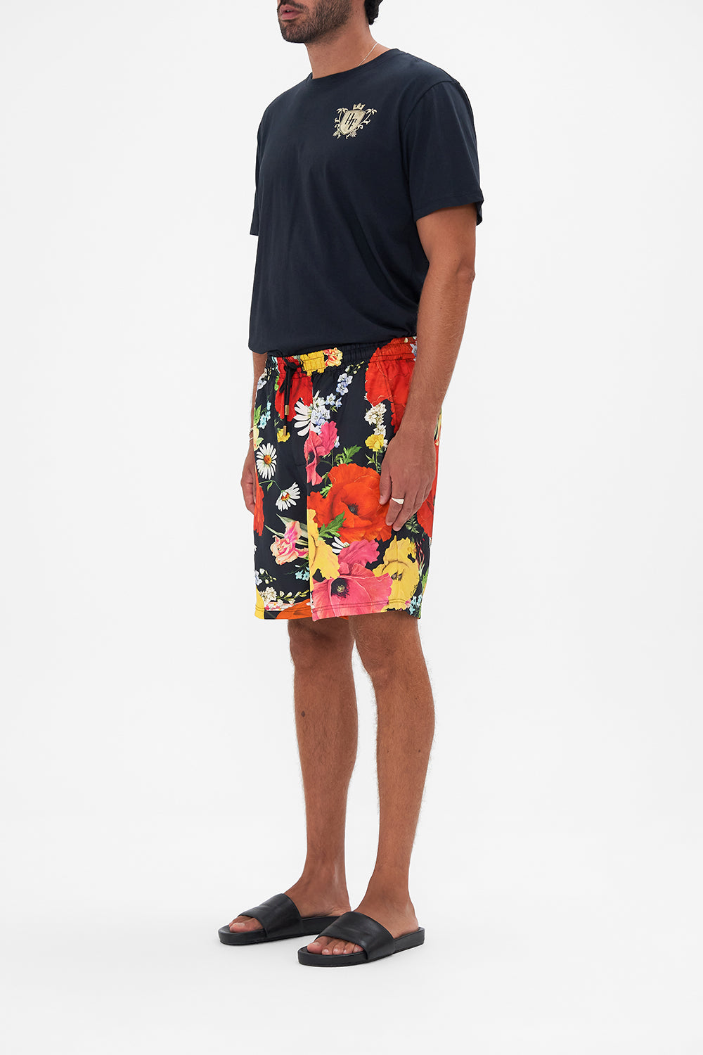 RELAXED BAGGY WALK SHORT DIVINE DIVINITY