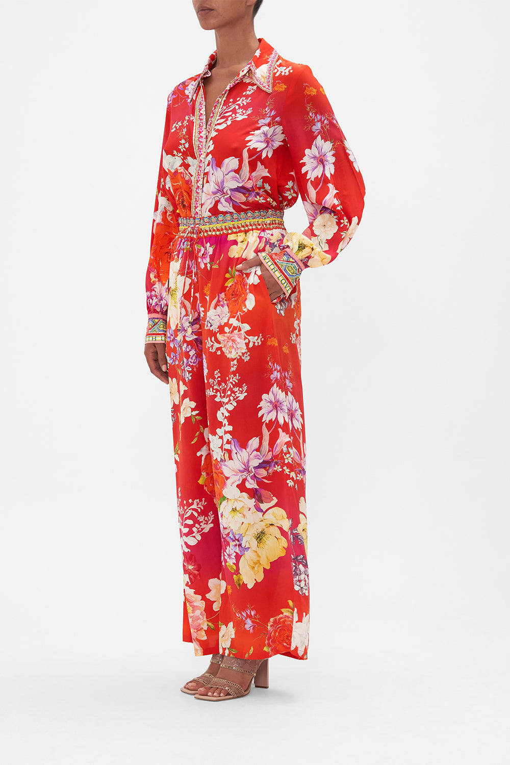 STRAIGHT LEG PANT KISS AND TELL