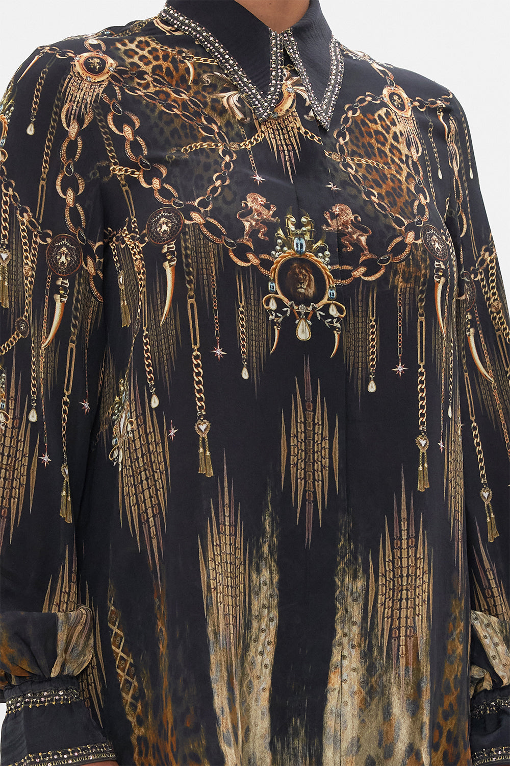 CURVED COLLAR BLOUSE JUNGLE DREAMING