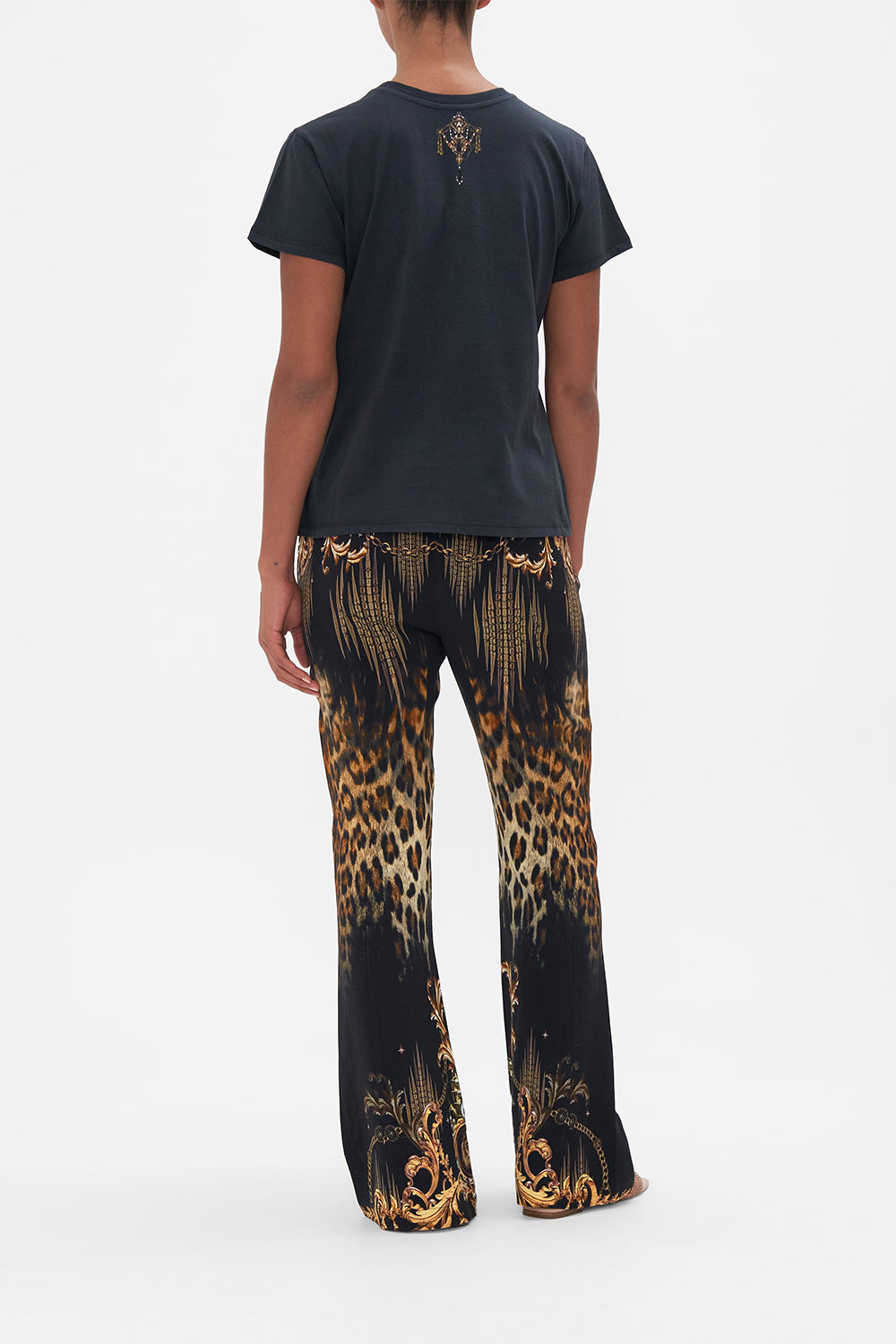 EASY TEE - BLACK JUNGLE DREAMING