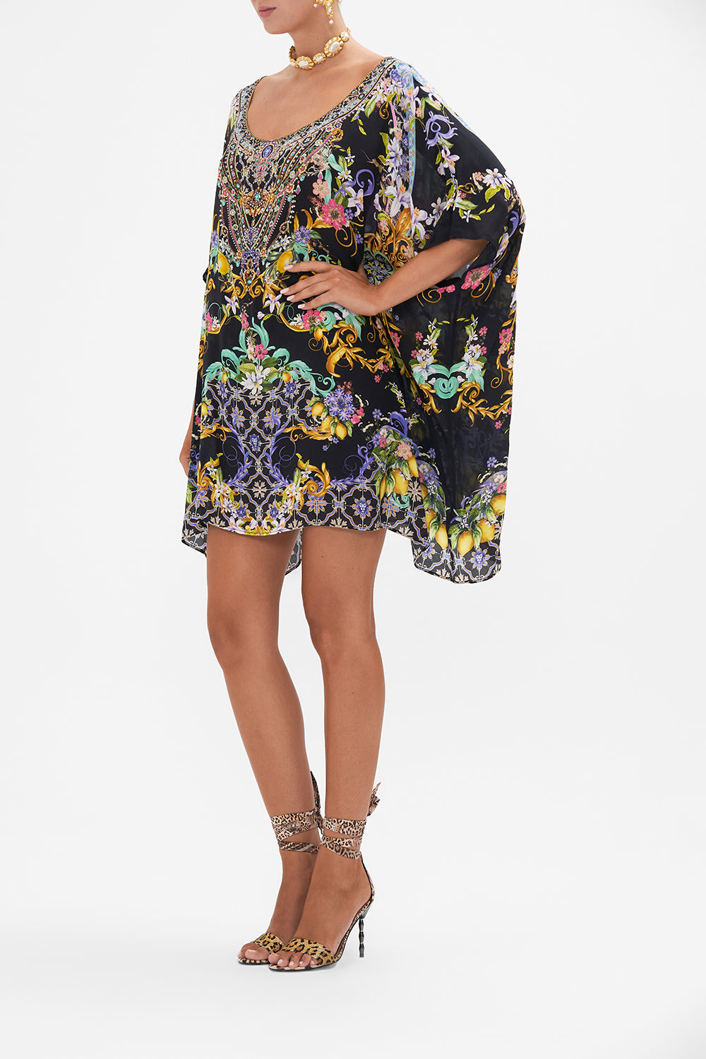 SHORT ROUND NECK KAFTAN MEET ME IN MARCHESA