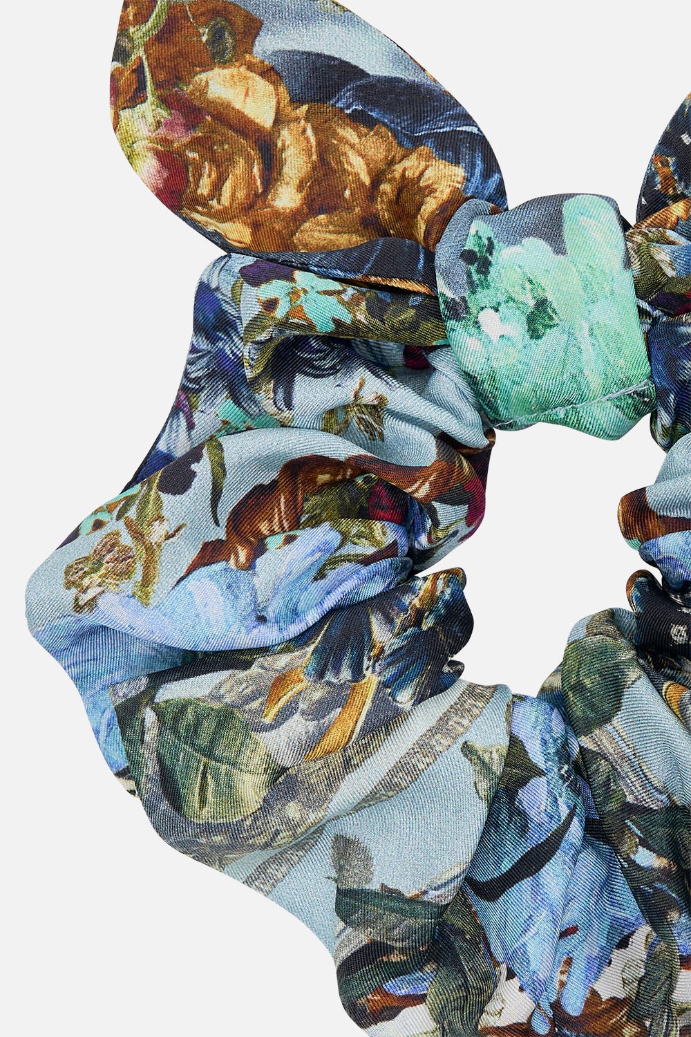 SCRUNCHIE LETTERS TO LEO