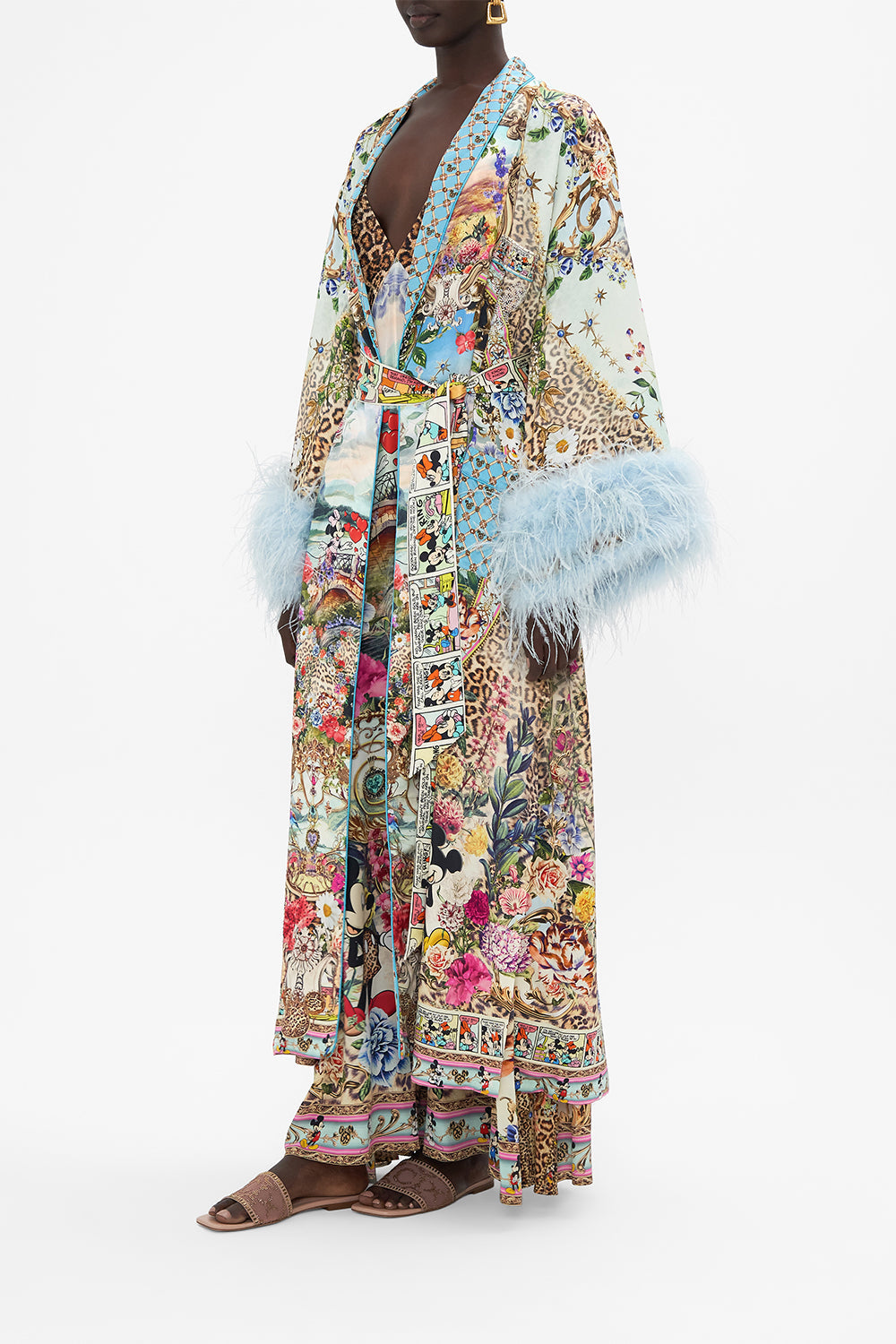 LONG ROBE WITH FLARED SLEEVE MICKEY TAKES A TRIP