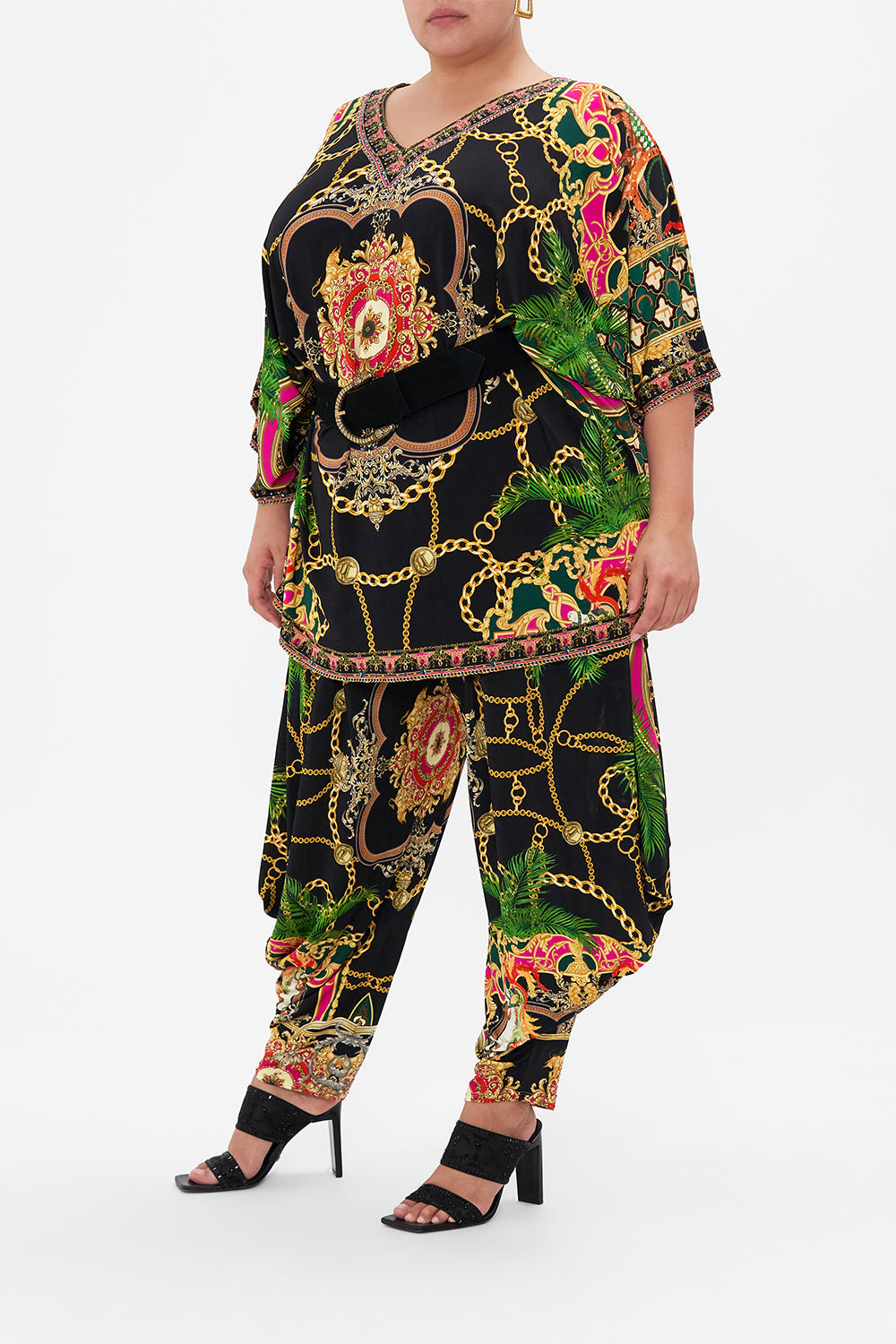 BAT SLEEVE DRESS JEALOUSY AND JEWELS