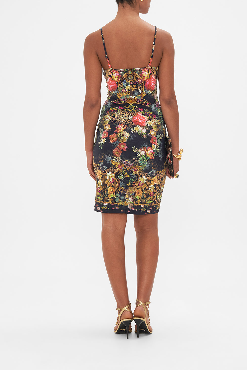 V NECK SLIP A NIGHT AT THE OPERA