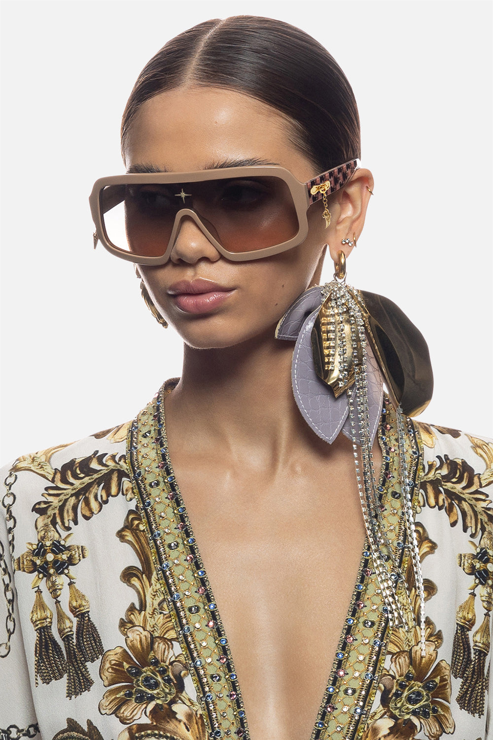 NO PHOTOS PLEASE SUNGLASSES PUTTY