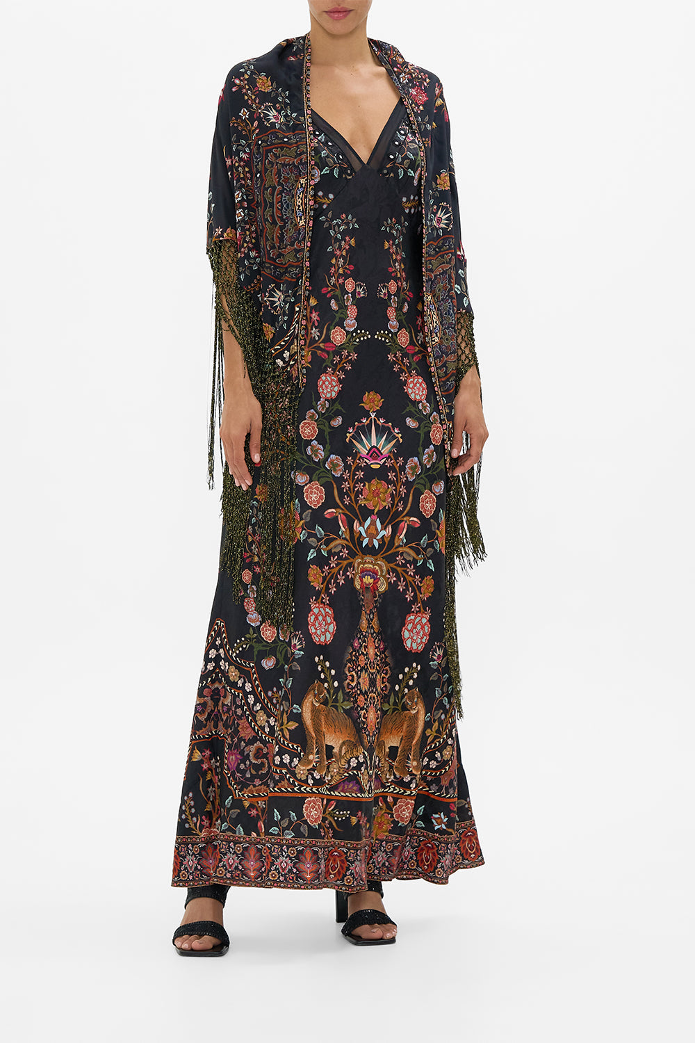 CAMILLA Macrame Shawl in Loom to Tomb print