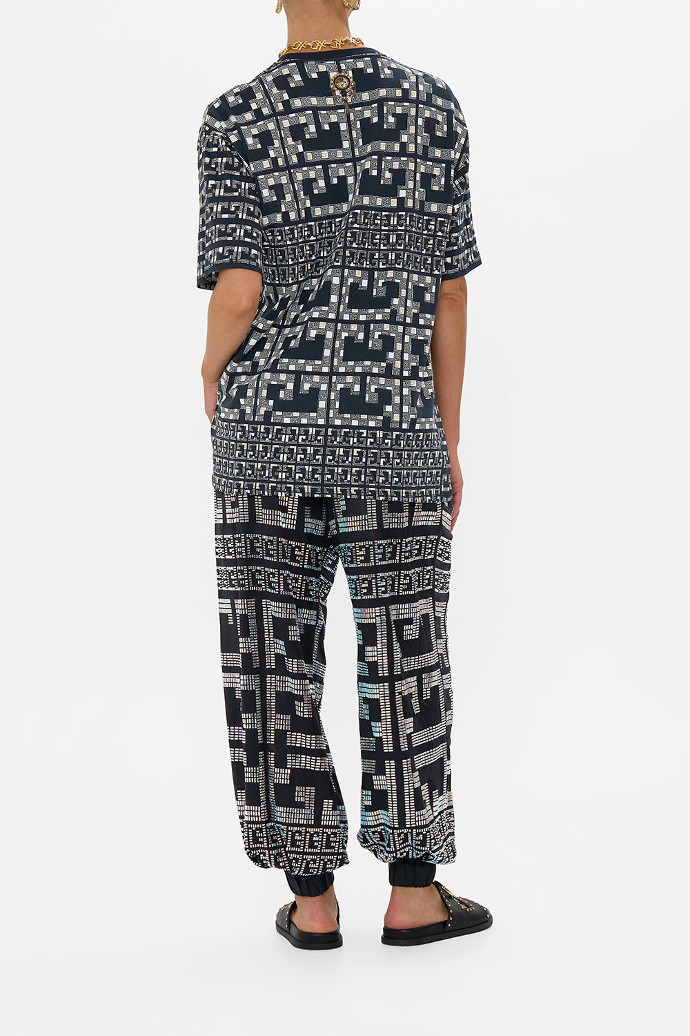 OVERSIZED BAND TEE - BLACK/MULTI READ MY GLYPHS