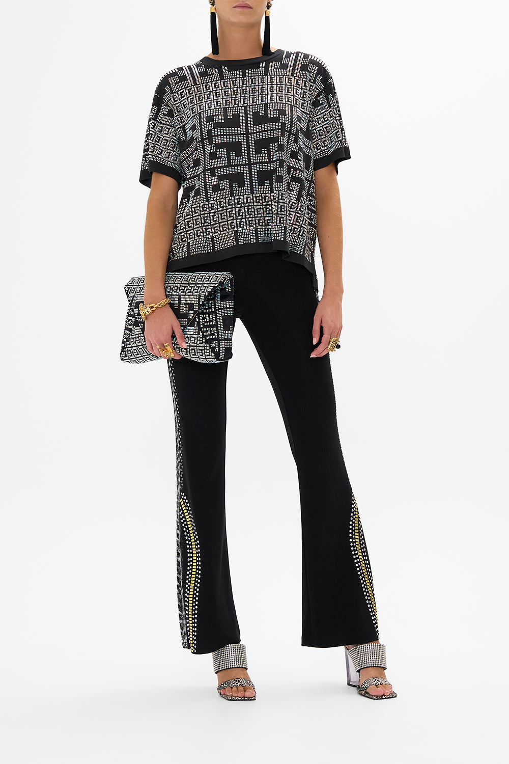 OVERSIZED ENVELOPE CLUTCH SOLID BLACK