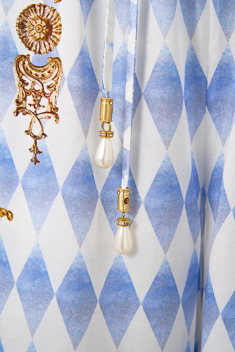 LOUNGE PANT THRONE GAMES