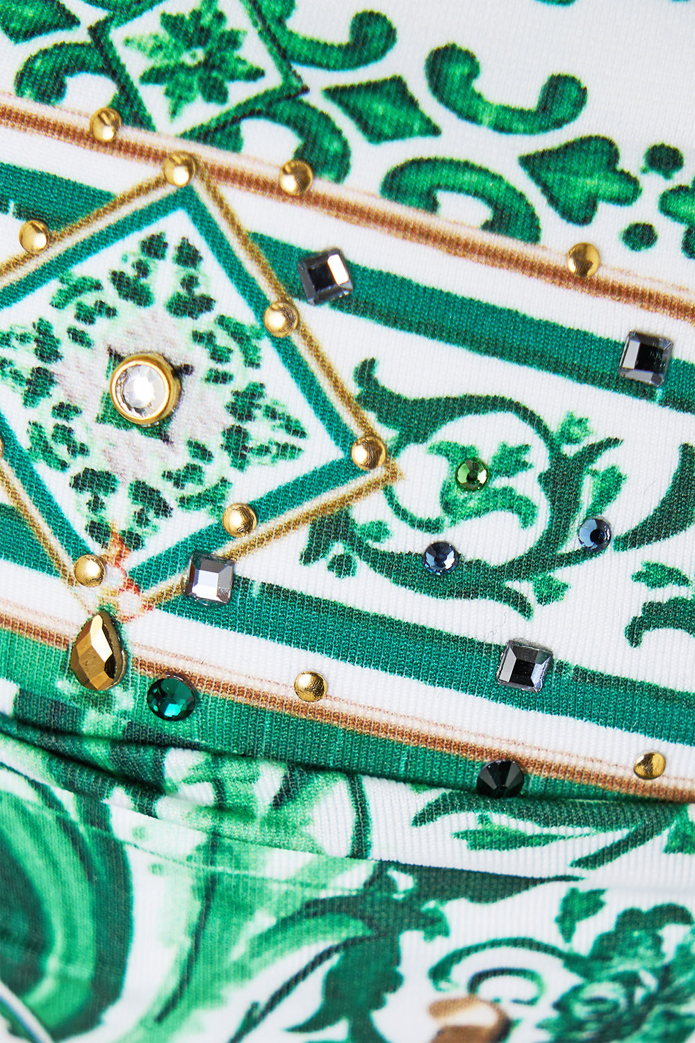 RUCHED UNDERWIRE BRA WITH REMOVABLE STRAPS CORRIDOR OF CALM