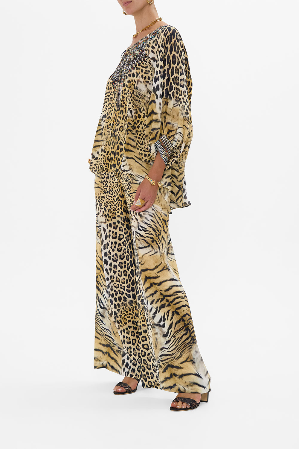 RAGLAN SLEEVE BLOUSE WITH CUFF JAGUAR