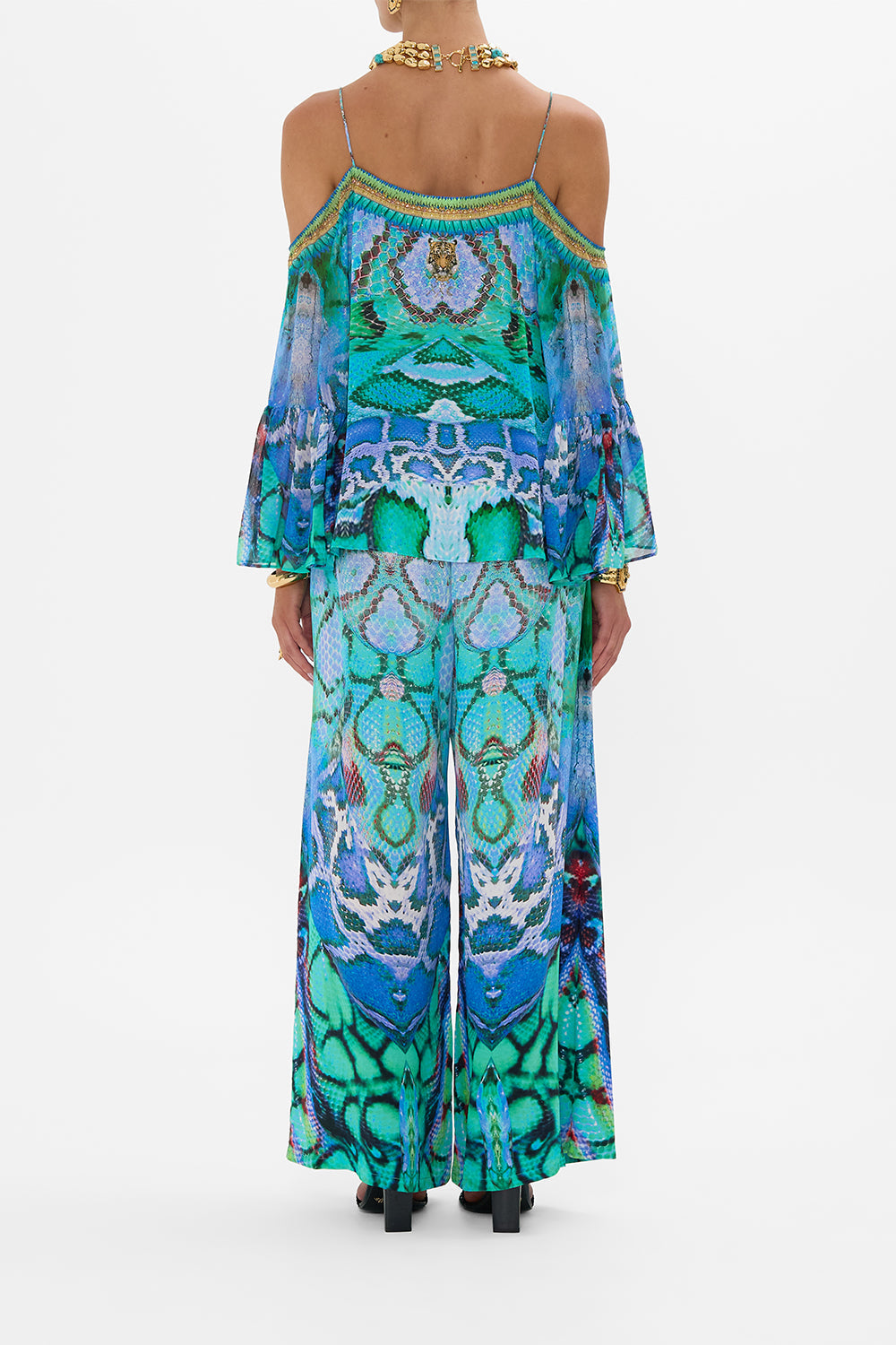 DROP SHOULDER TOP LAND OF WONDER