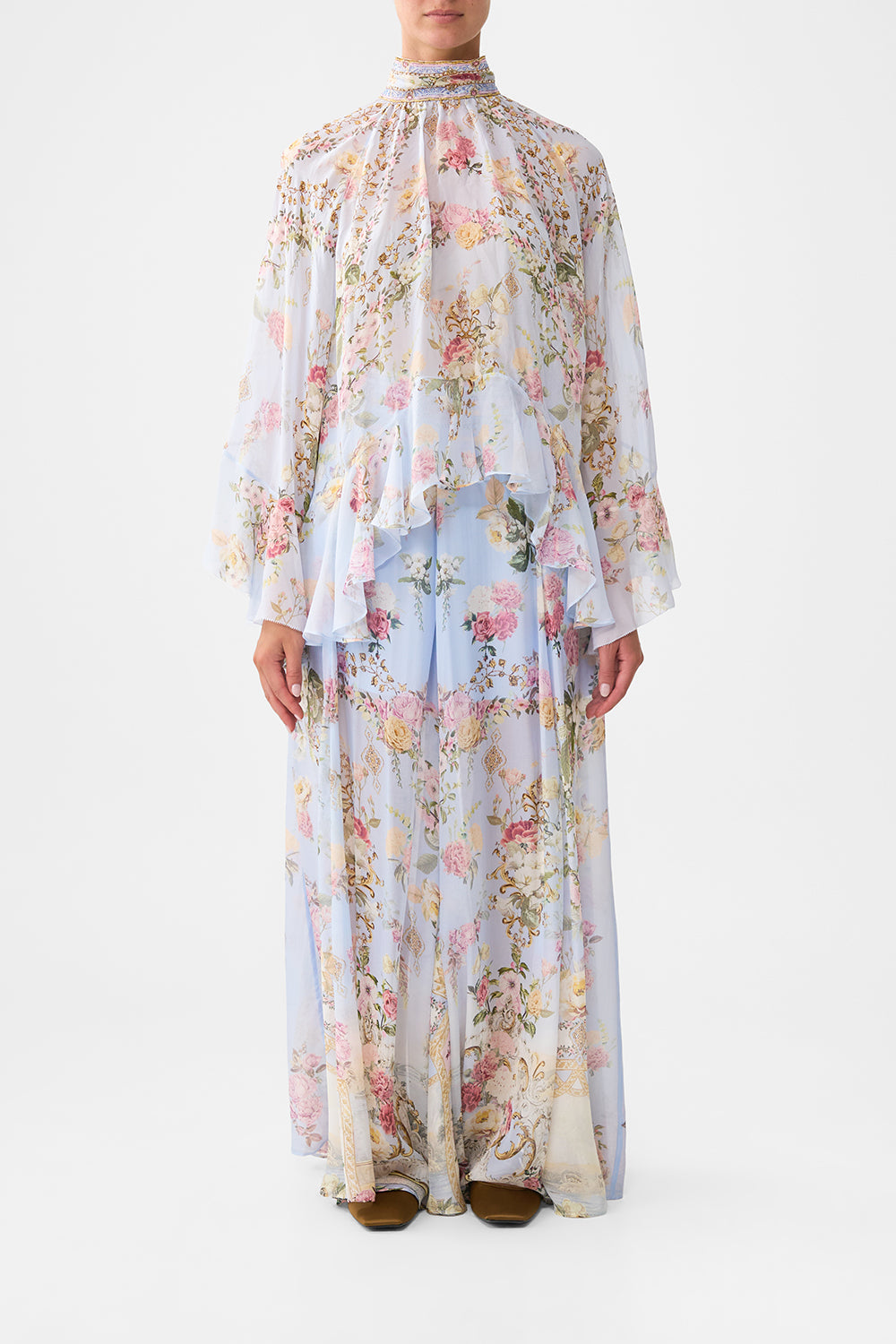 COLLARED LONG SLEEVE TOP WITH RUFFLES TILED IN TIME