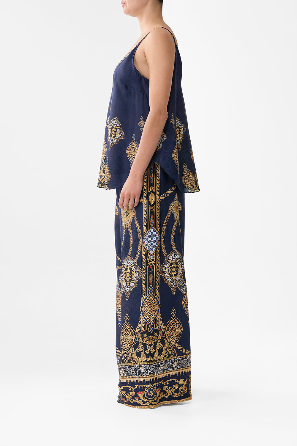 V NECK CAMI THE IMPERIAL GATE