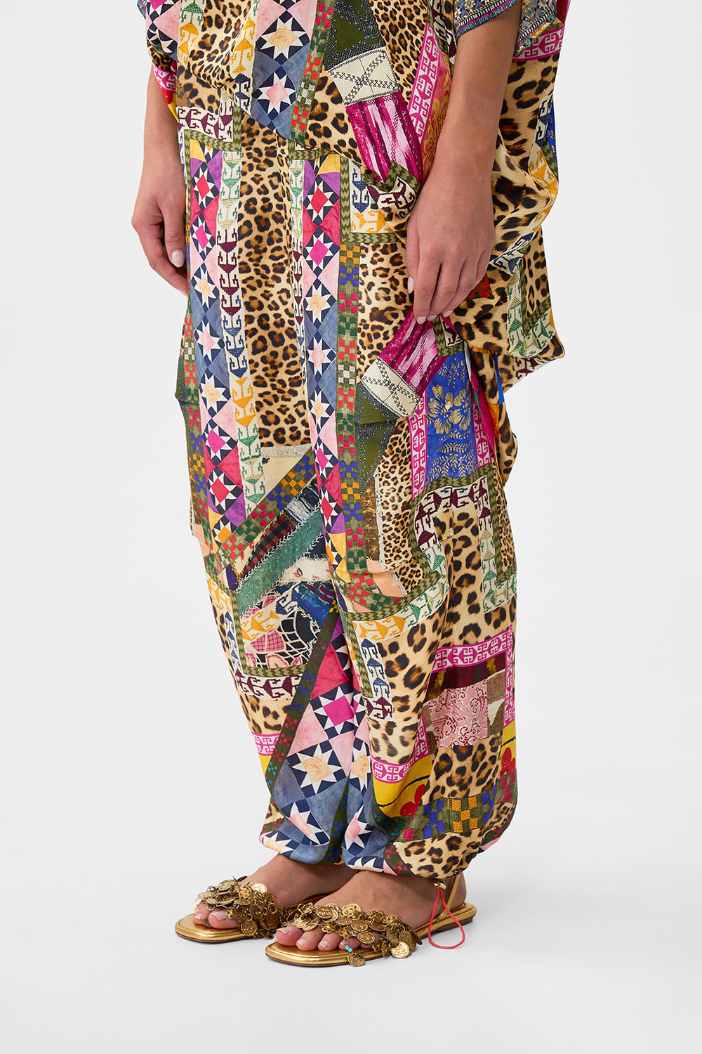 PARACHUTE PANT EMBROIDERED EVER AFTER