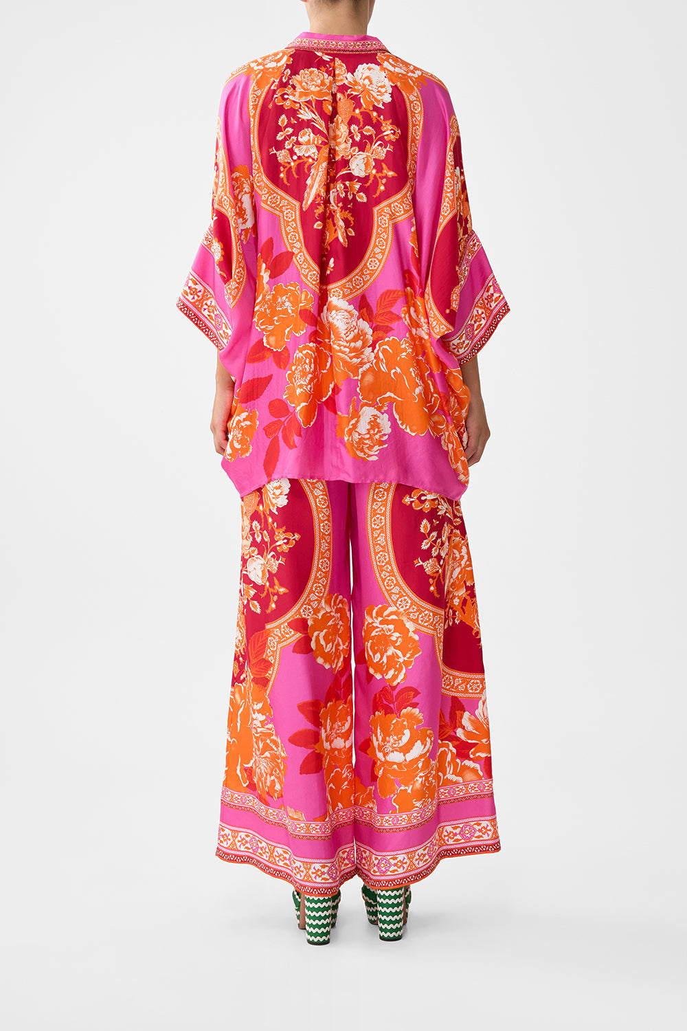 BATWING SHIRT TILES OF TÜRKIYE