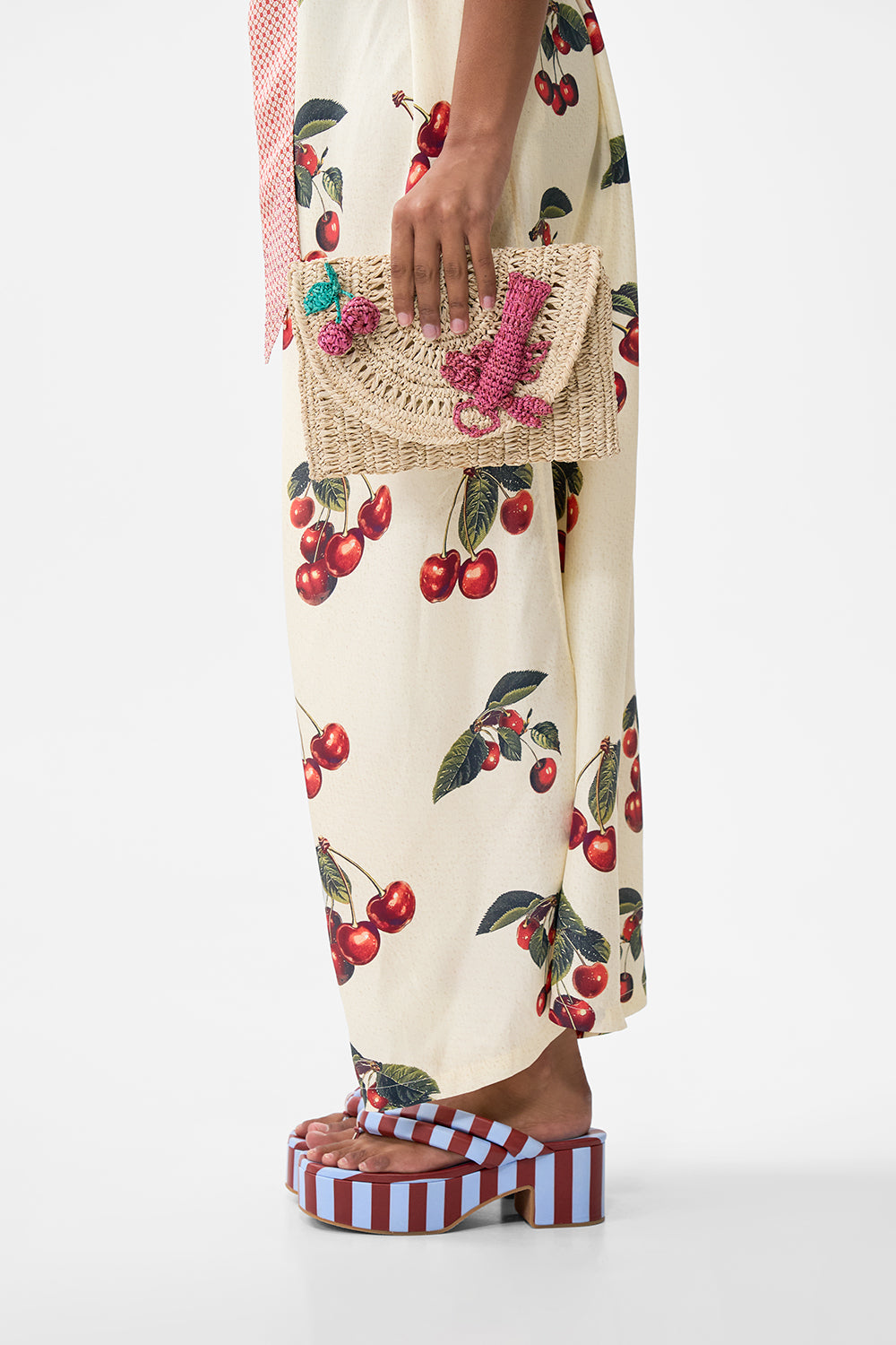 RAFFIA CLUTCH NOTES FROM THE ROAD