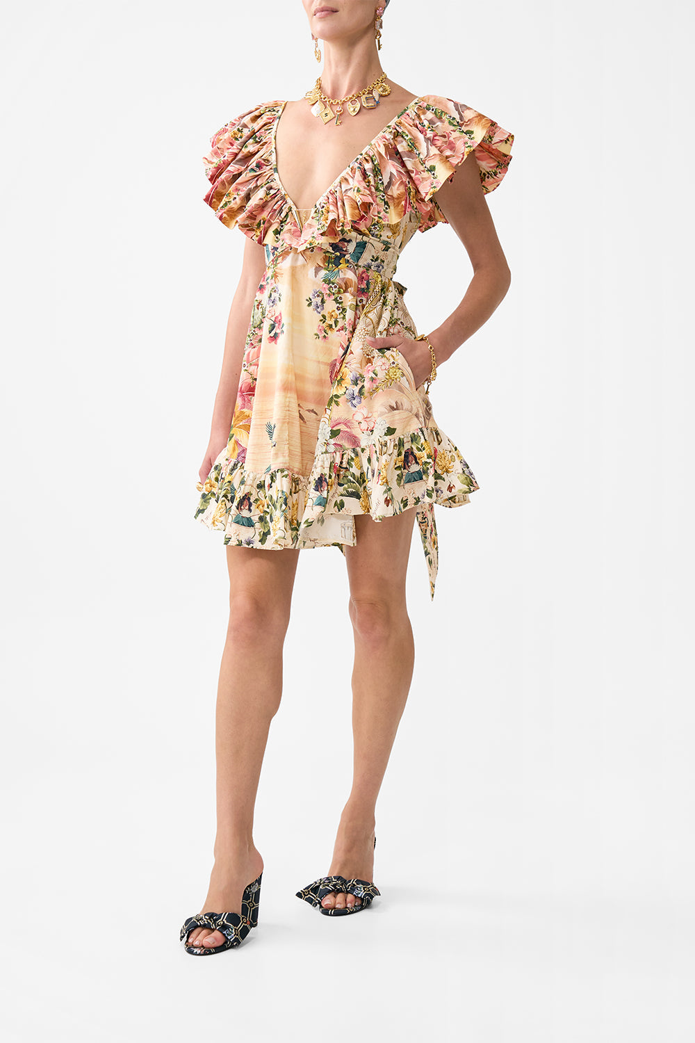 SHORT FRILL NECK DRESS WITH HARDWARE WELCOME TO THE WHITE LOTUS