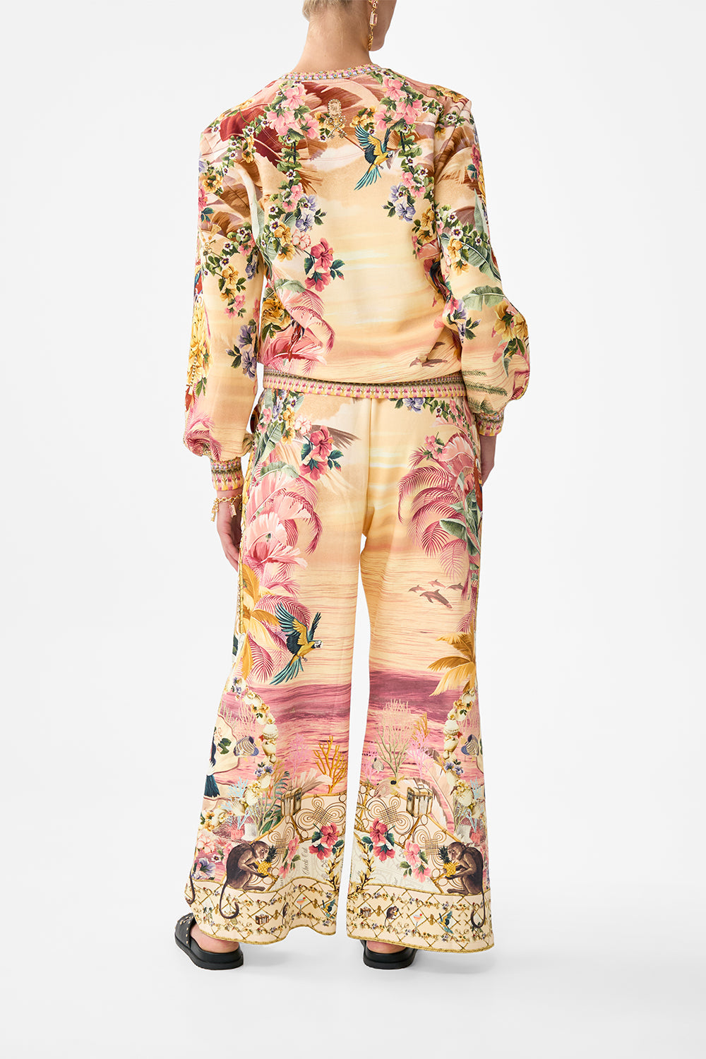 BLOUSON SLEEVE SWEATER WELCOME TO THE WHITE LOTUS