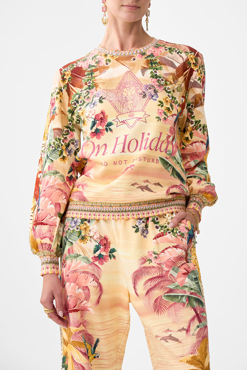 BLOUSON SLEEVE SWEATER WELCOME TO THE WHITE LOTUS