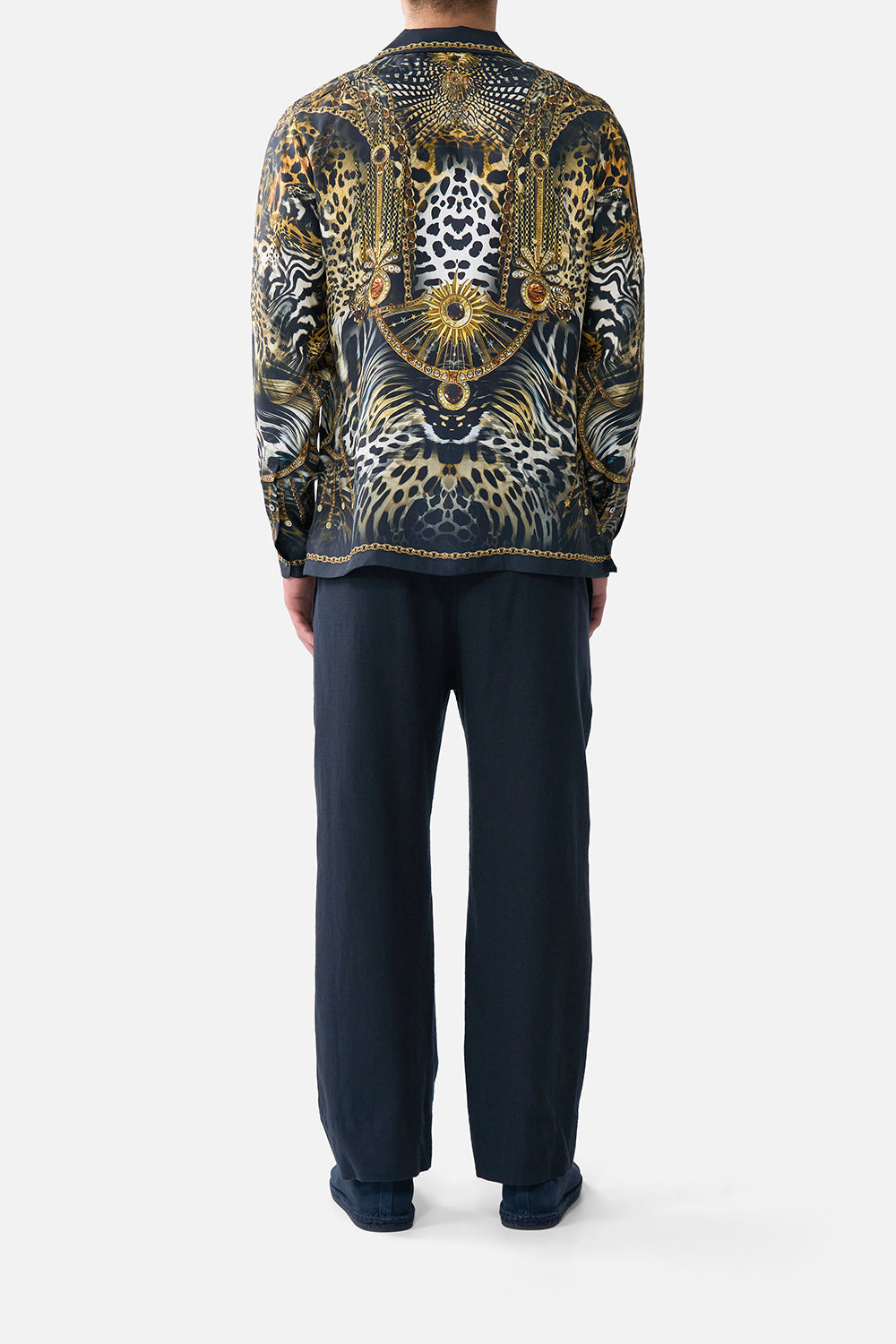 LONG SLEEVE CAMP COLLARED SHIRT FELINE FOLKLORE