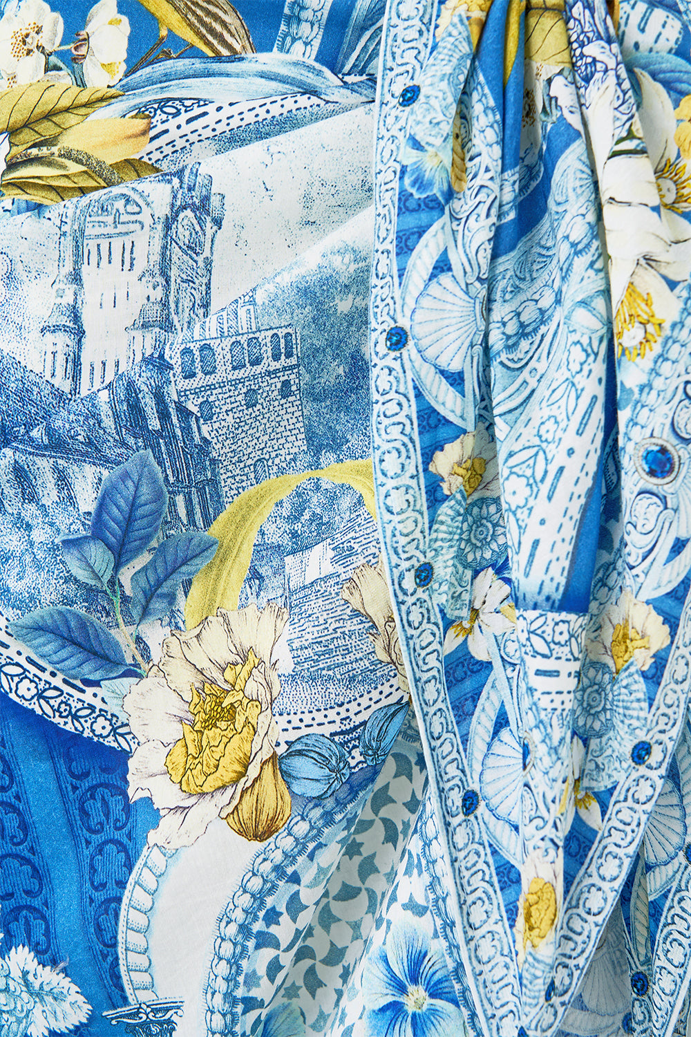 WOVEN SHORT SARONG WITH TASSELS DE NADA GRANADA