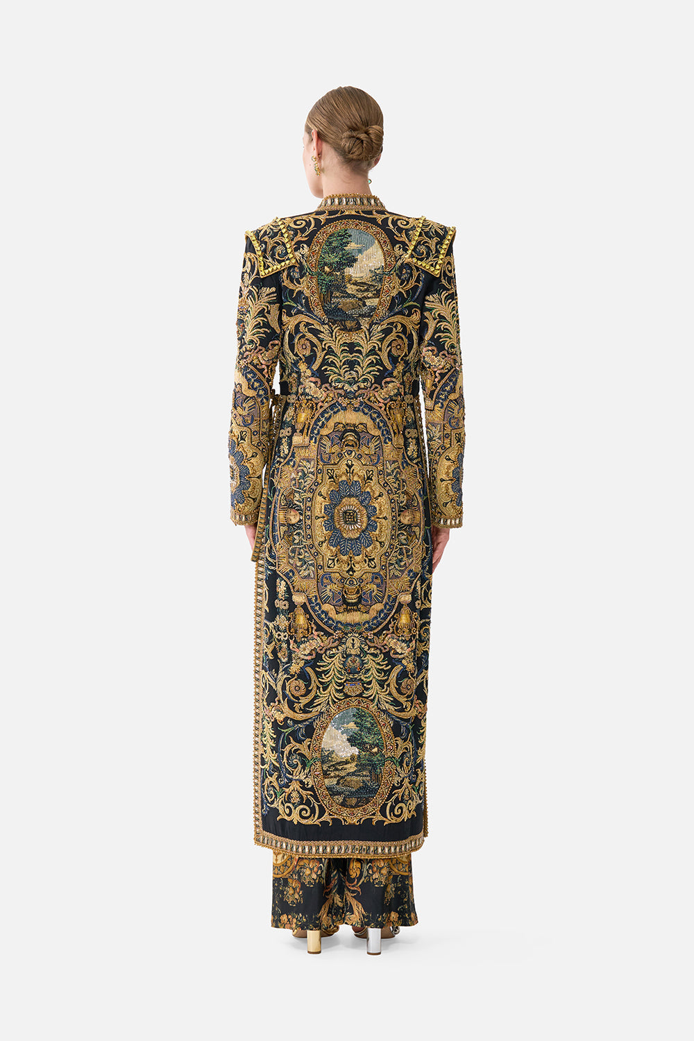 CROSS OVER COAT MUSEUM MEMOIRS