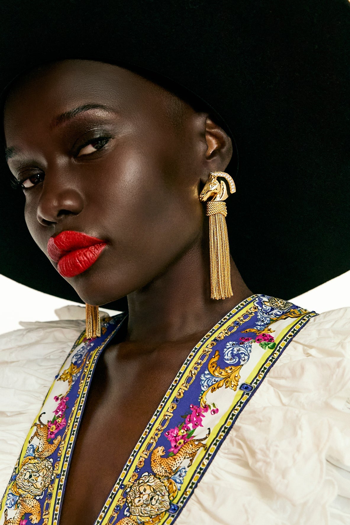 SAVAGE BEAUTY TASSEL EARRINGS GOLD