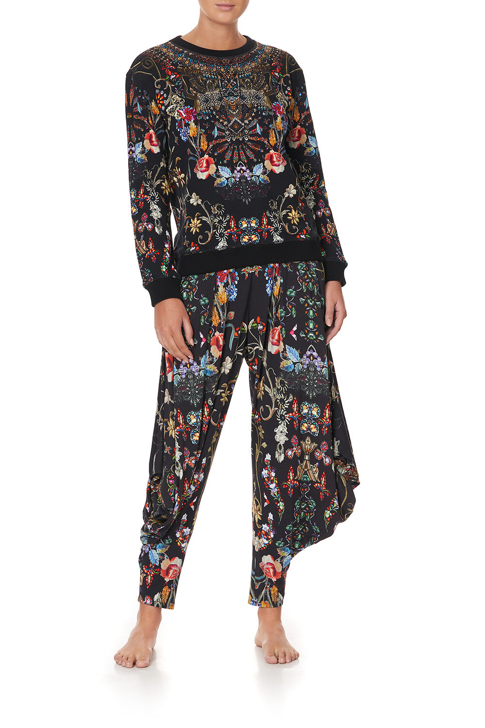 ROUND NECK SWEATER DANCING IN THE DARK