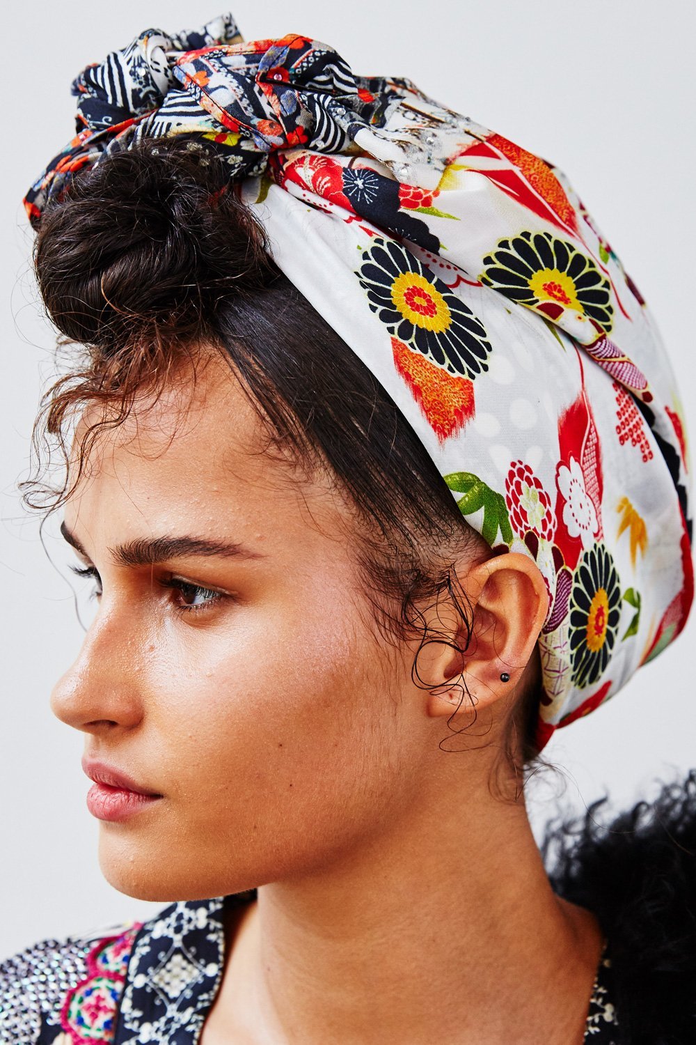 CAMILLA LARGE SQUARE SCARF VINTAGE VIXEN