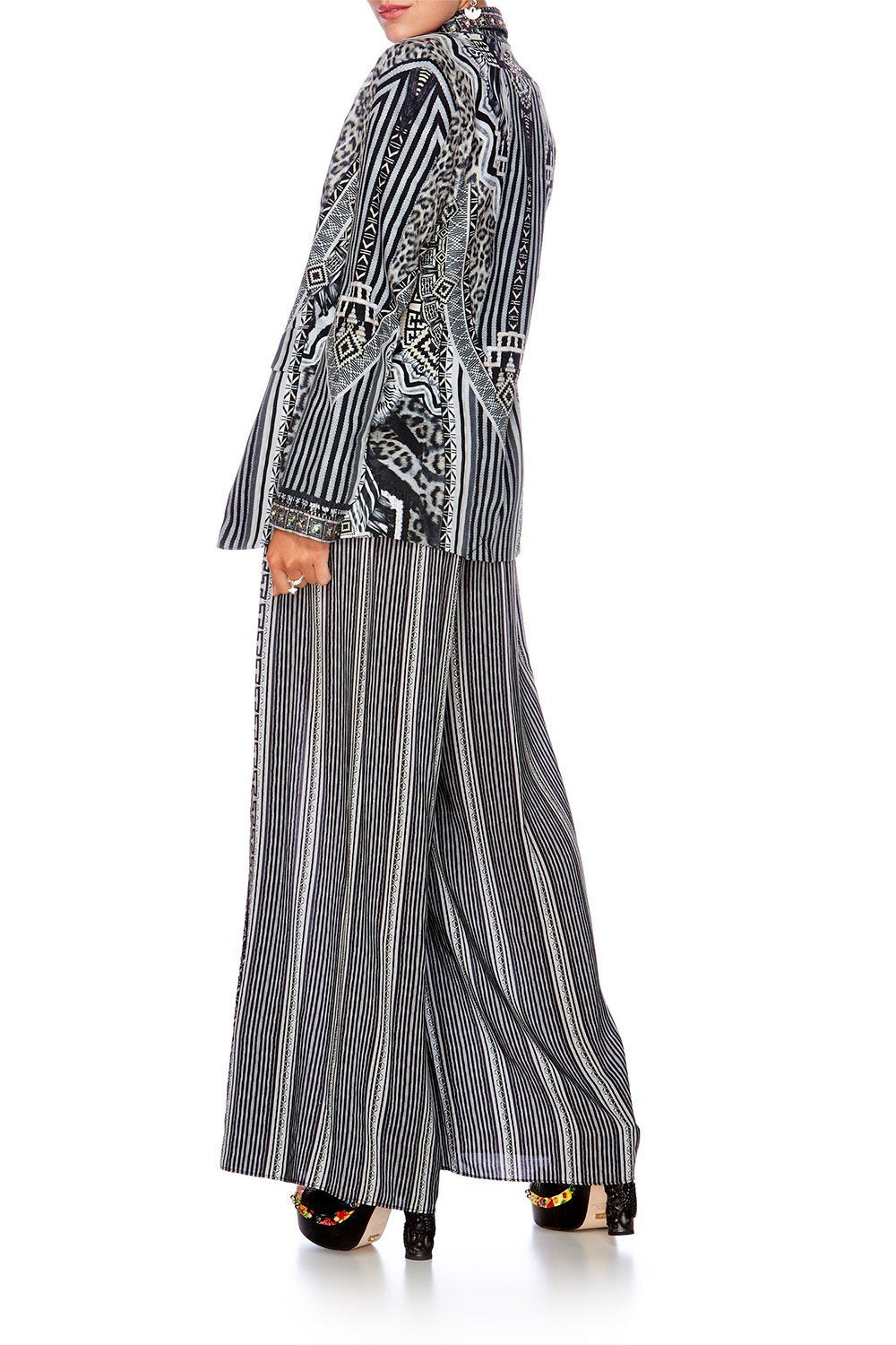 TRIBAL THEORY SINGLE BREASTED BLAZER