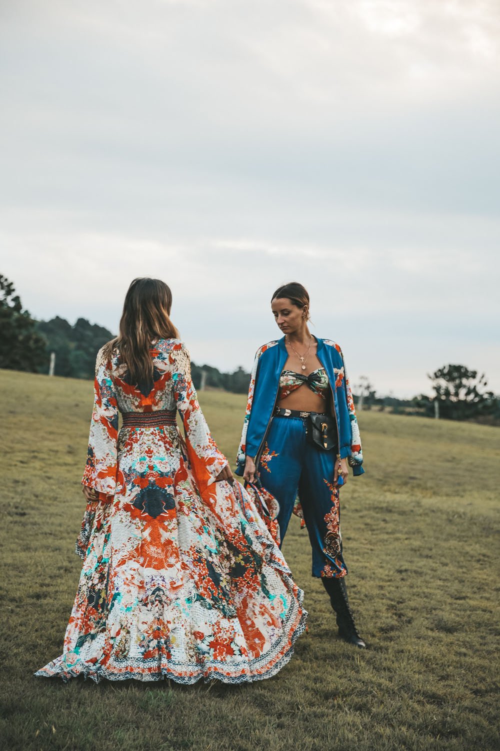 KIMONO SLEEVE DRESS WITH SHIRRING DETAIL GEISHA GIRL
