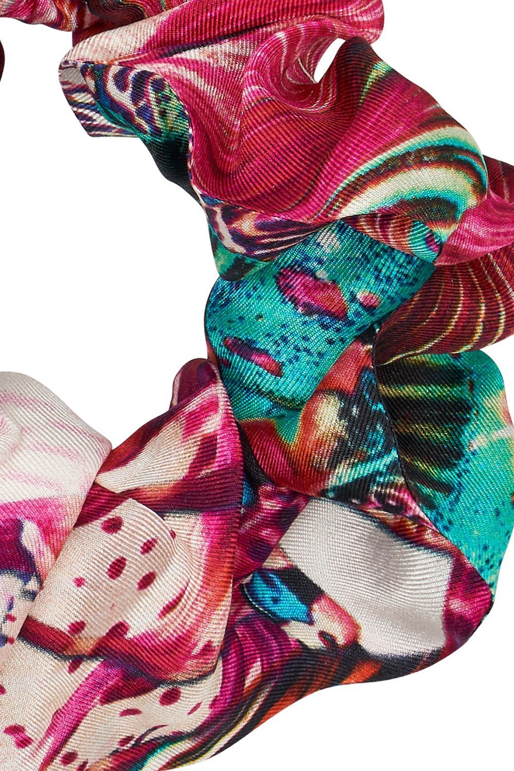 SCRUNCHIE RAINBOW EYES