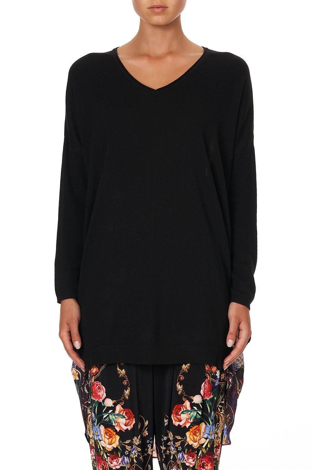 V NECK JUMPER WITH PRINT BACK BLUSHING MANOR