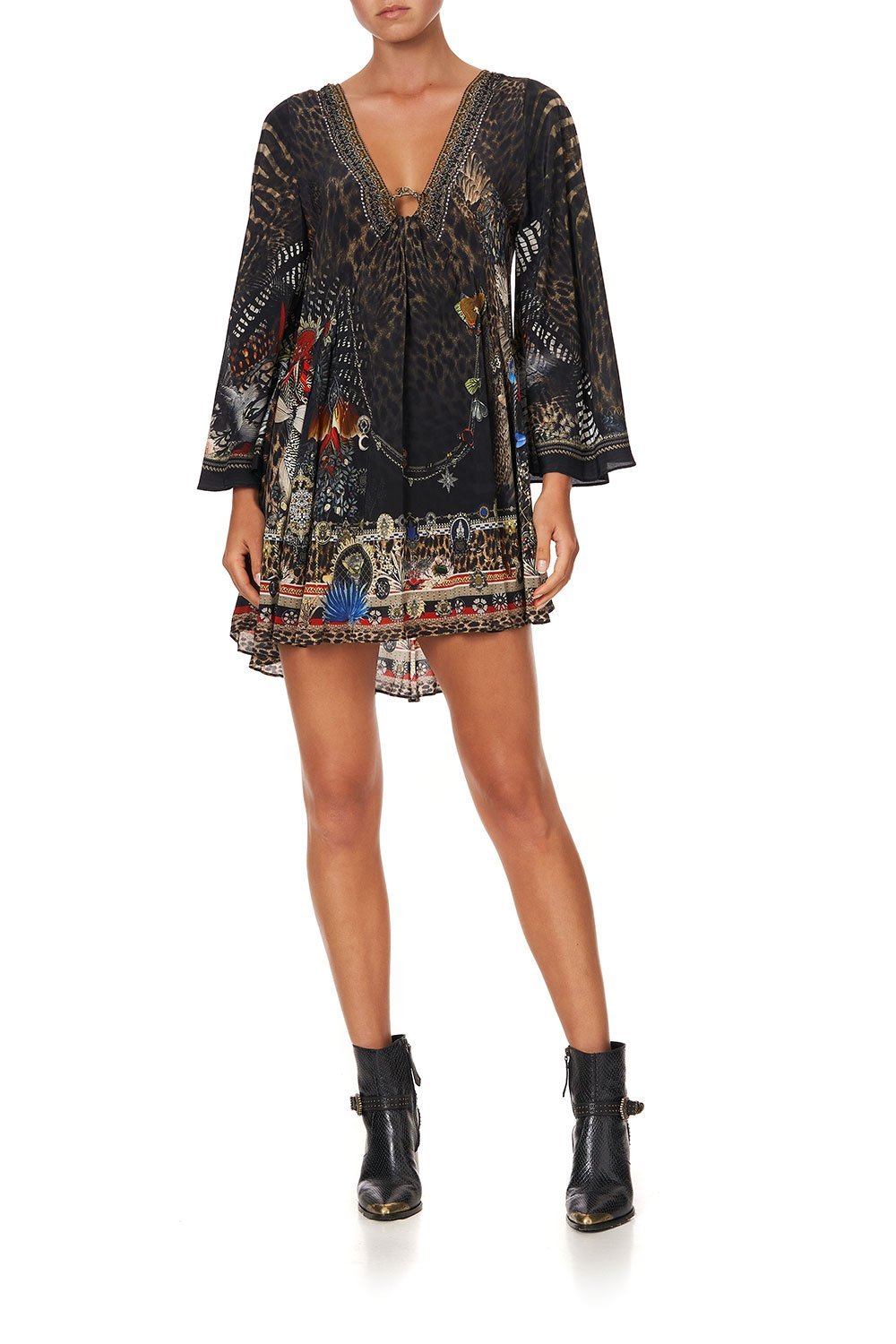 U-RING DRESS WITH FLARED SLEEVE TREASURE CHASER