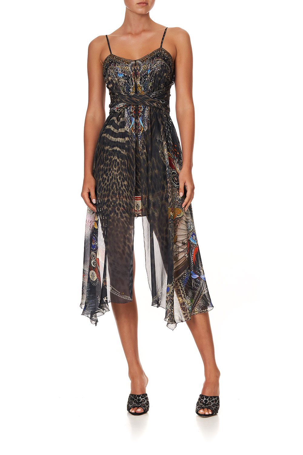 SHORT LAYERED DRESS TREASURE CHASER