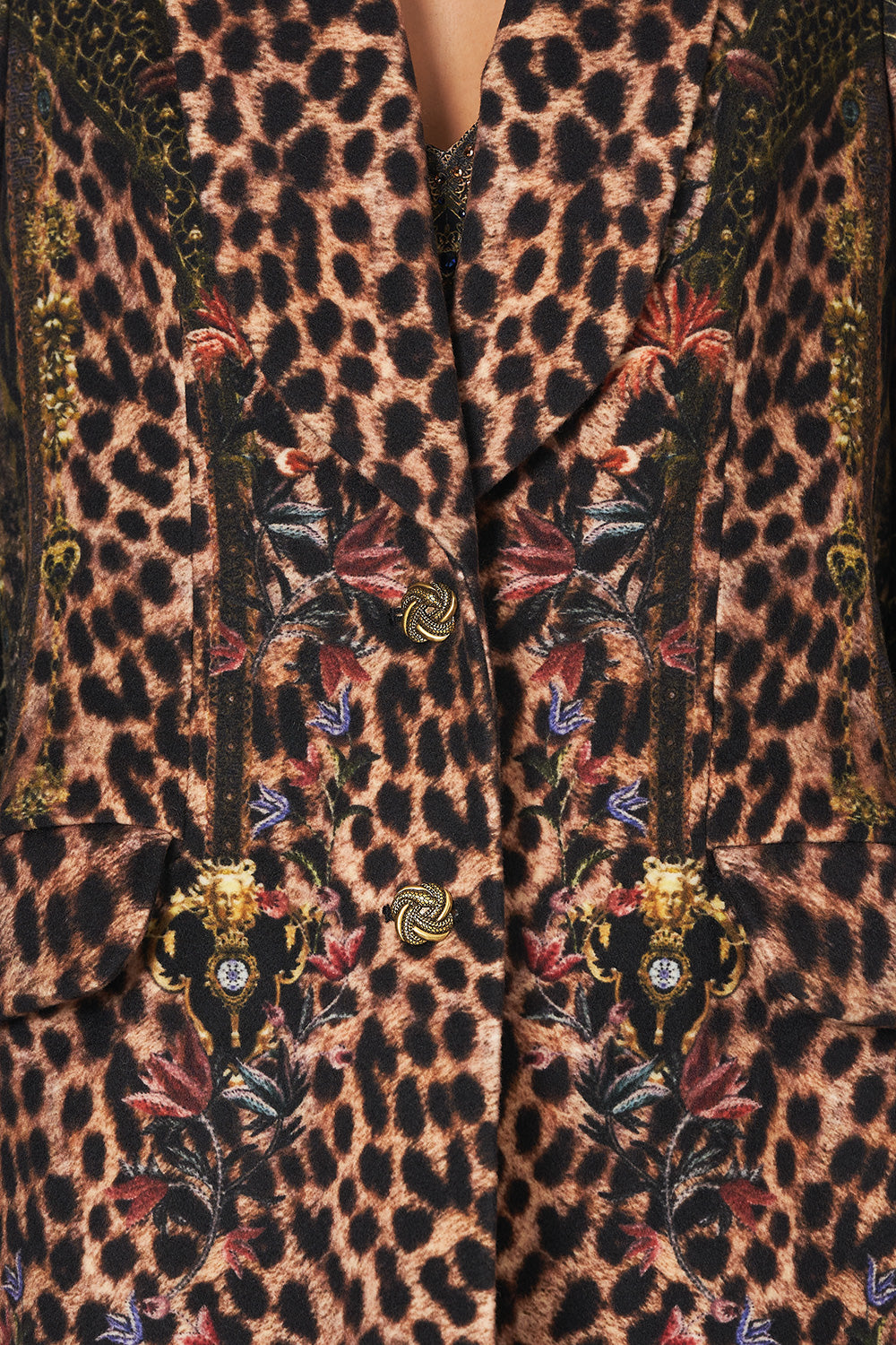 ROUNDED COLLAR COAT ABINGDON PALACE