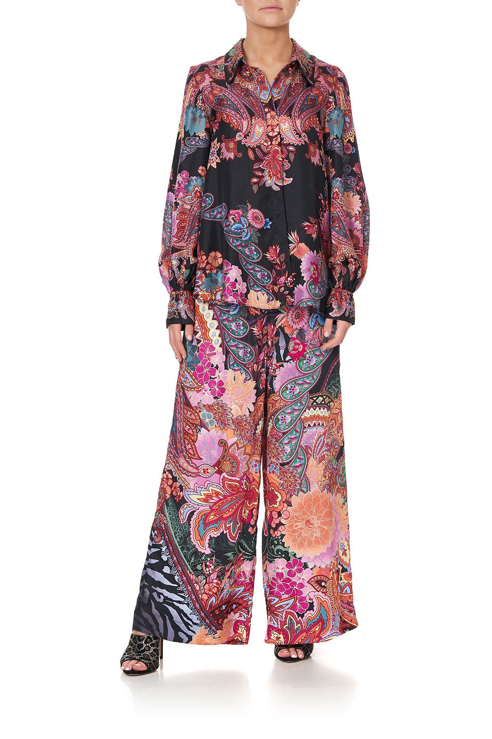 CURVED COLLAR BLOUSE SWINGING SIXTIES