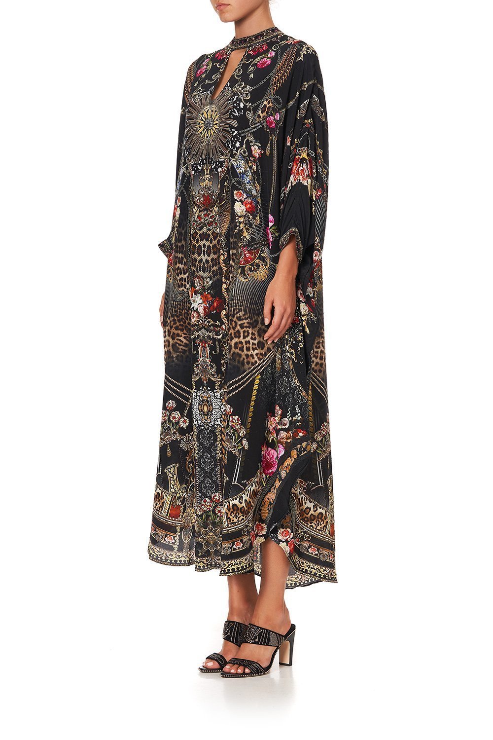 KAFTAN WITH HIGH COLLAR STAND GOTHIC GODDESS