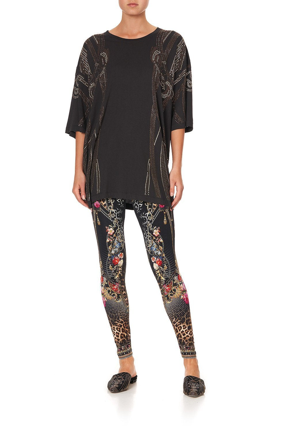 SUPER OVERSIZED TEE BELLE OF THE BAROQUE