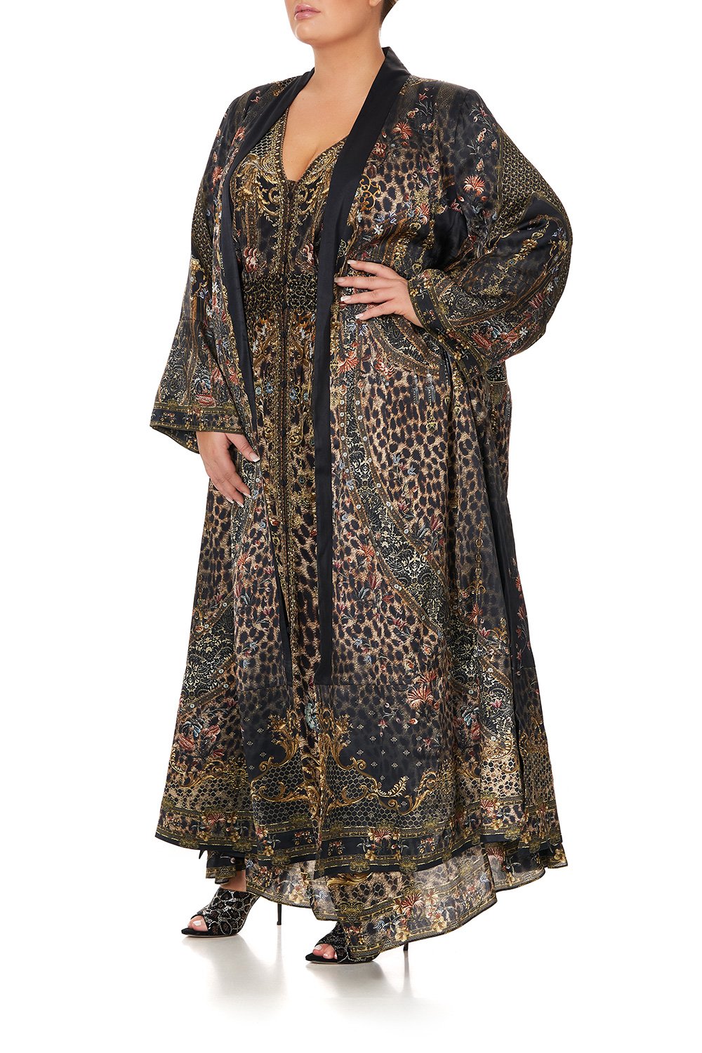 KIMONO COAT WITH SPLITS ABINGDON PALACE