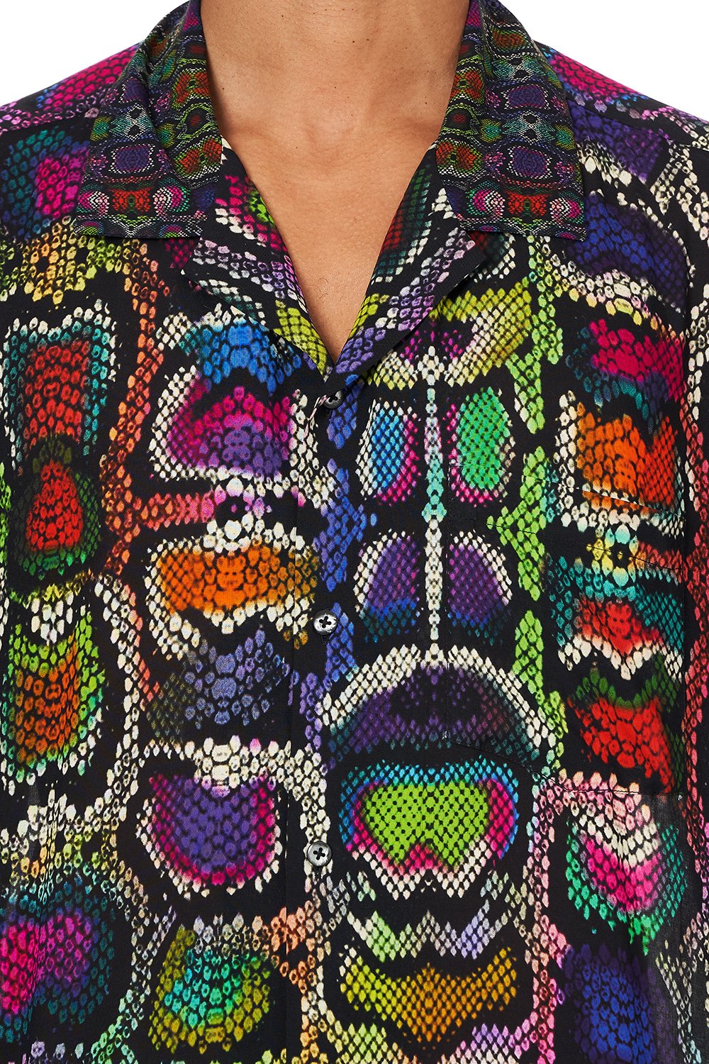 SHORT SLEEVE CAMP COLLARED SHIRT COMING DOWN FROM COSMOS