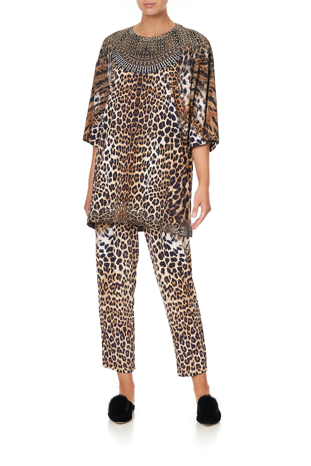 SUPER OVERSIZED TEE CALL OF THE CATHEDRAL