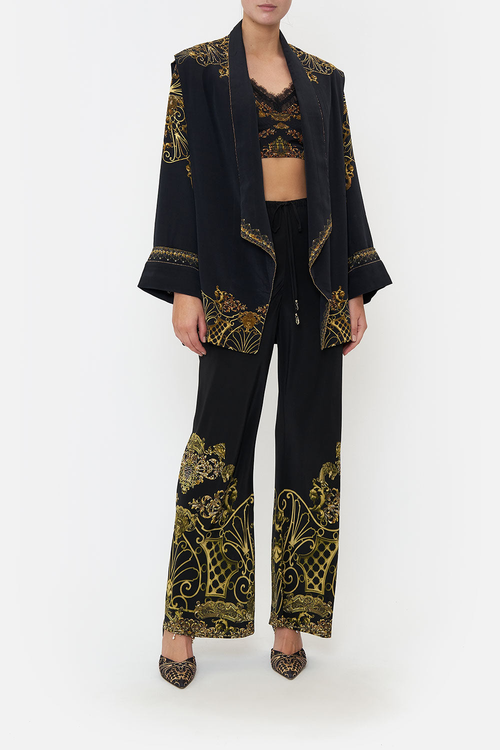 RELAXED BLAZER WITH WIDE CUFF SHADOWS OF ARMADA