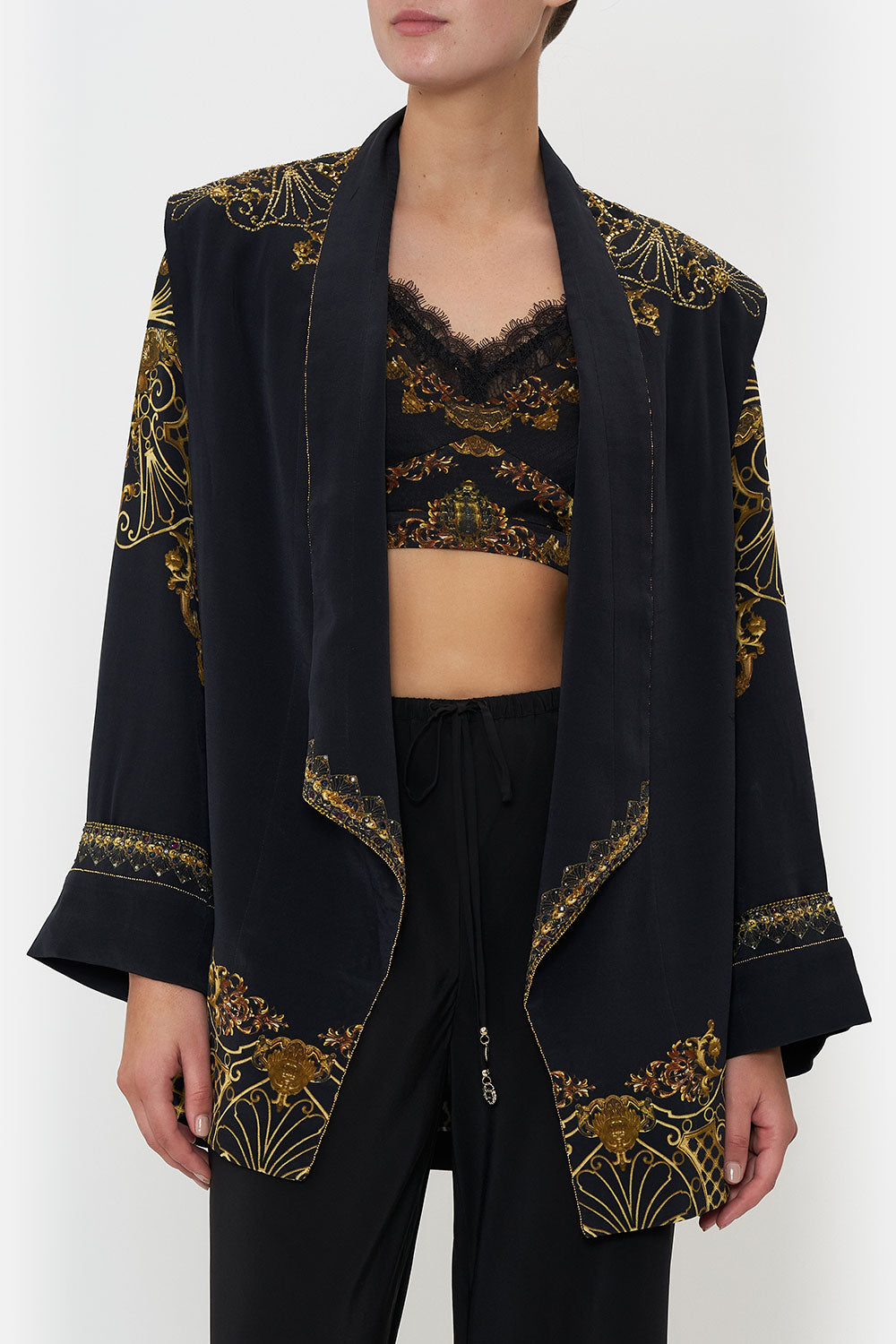 RELAXED BLAZER WITH WIDE CUFF SHADOWS OF ARMADA