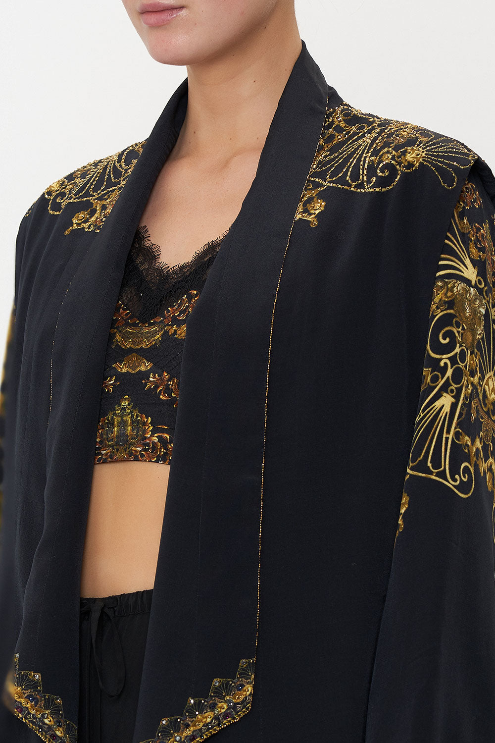 RELAXED BLAZER WITH WIDE CUFF SHADOWS OF ARMADA